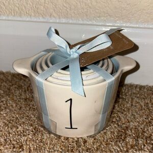 Rae Dunn Disney Cinderella Measuring Cups set of 4